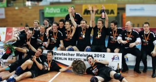 Berlin Recycling Volleys behalen in ERIMA het Duitse kampioenschap.